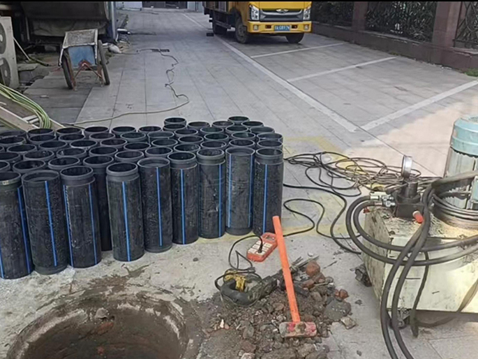 东莞PE置换管厂家 DN315置换管 非开挖管短管置换